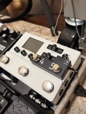 Line 6 HX Stomp Limited Edition (2024/2025) Stormtrooper White + ~$300+ add ons!