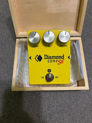 Diamond Comp SE 2010s - Yellow