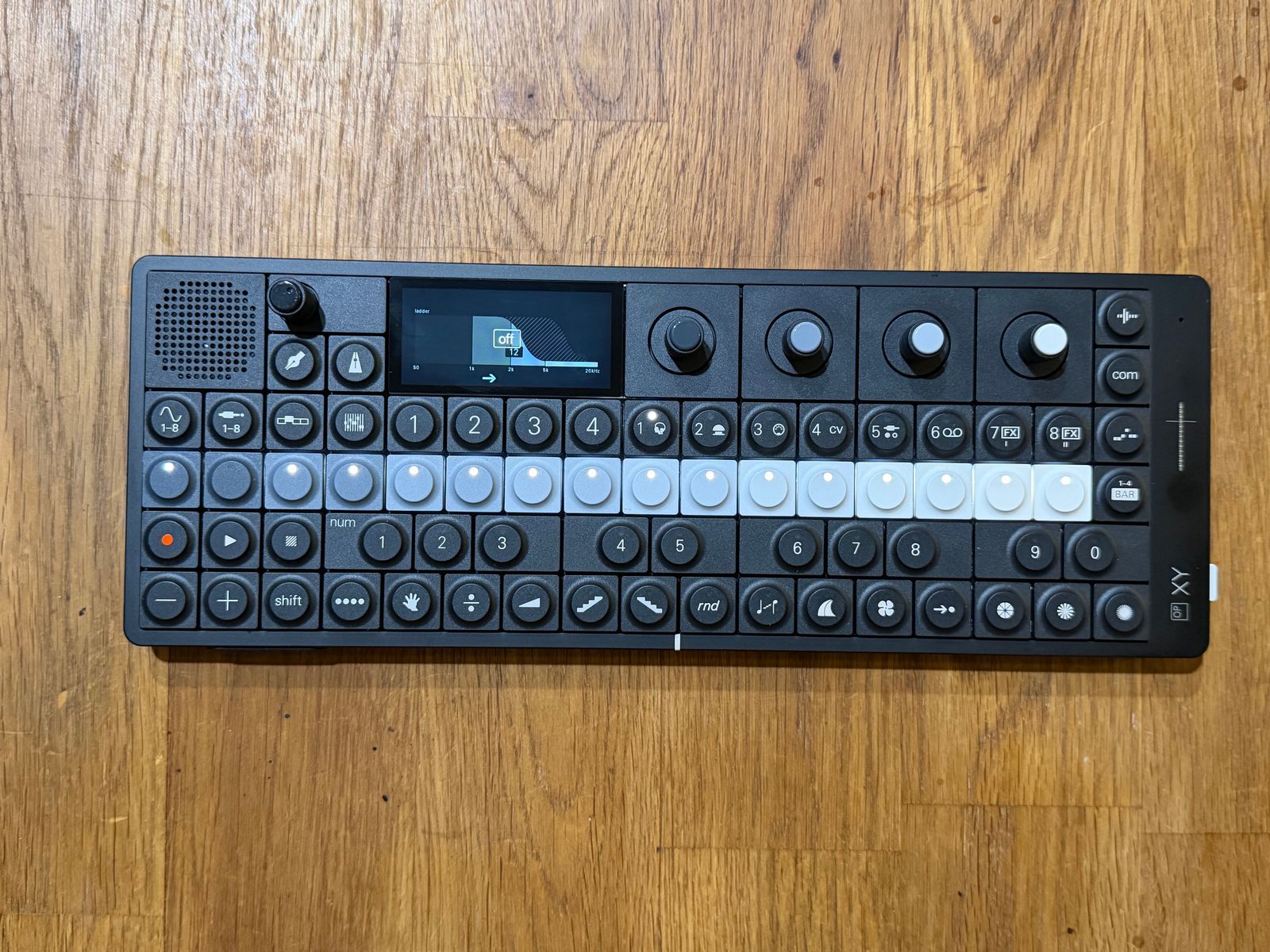 Teenage Engineering OP-XY + DeckSaver & stand - Image 4